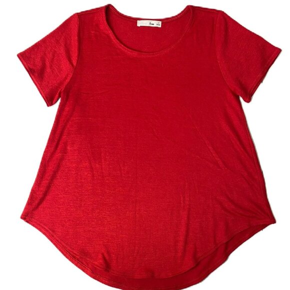 Women’s Red Short Sleeve Curved Hem Tee - Size S | Soft Stretch Everyday Fit - Picture 1 of 3